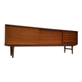 Buffet du milieu du siècle