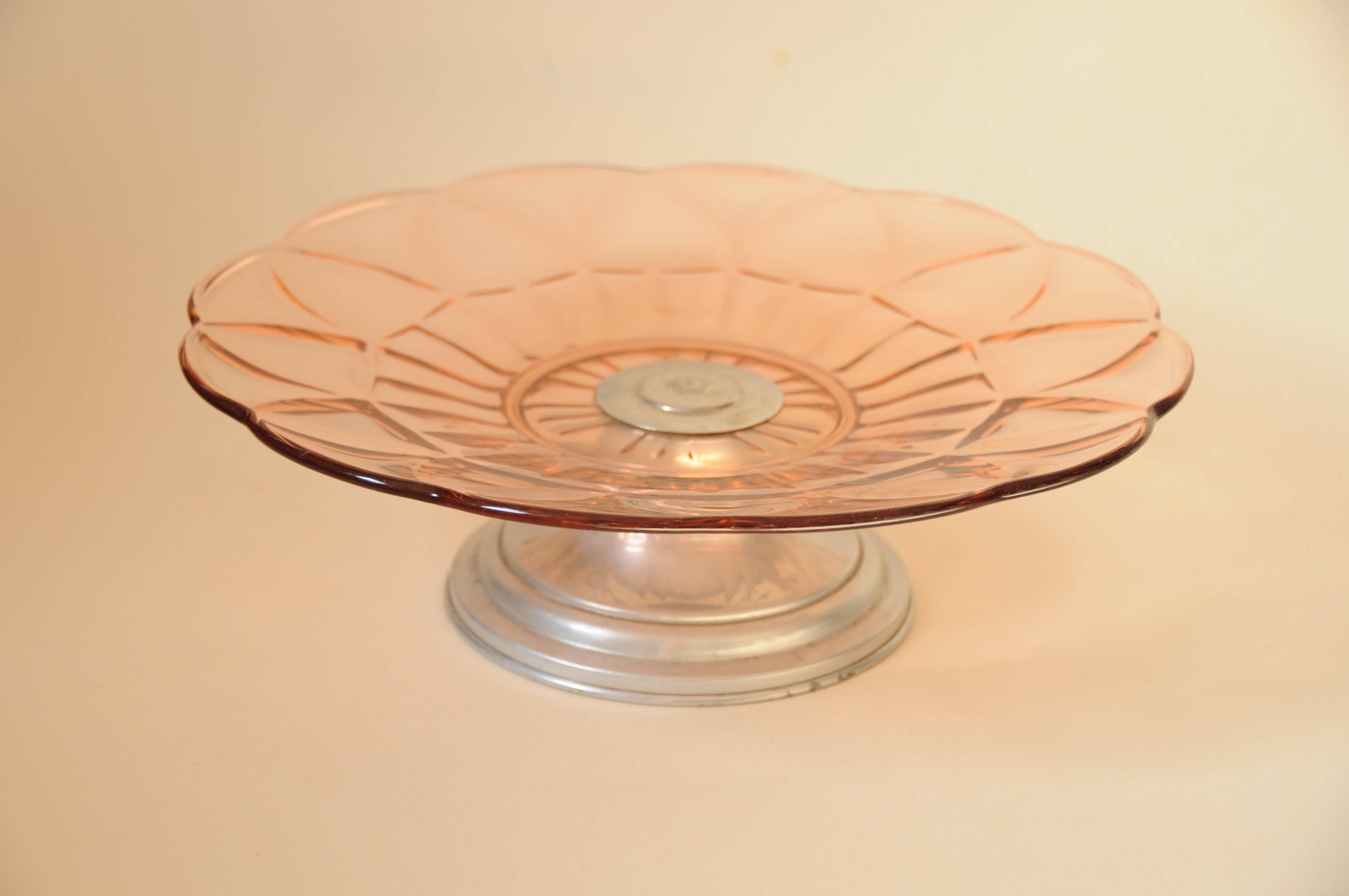 Art Deco Pink Glass Fruit Bowl