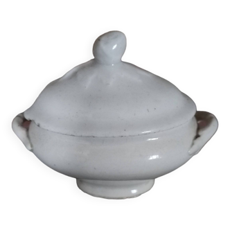 Small 18th century earthenware mustard pot