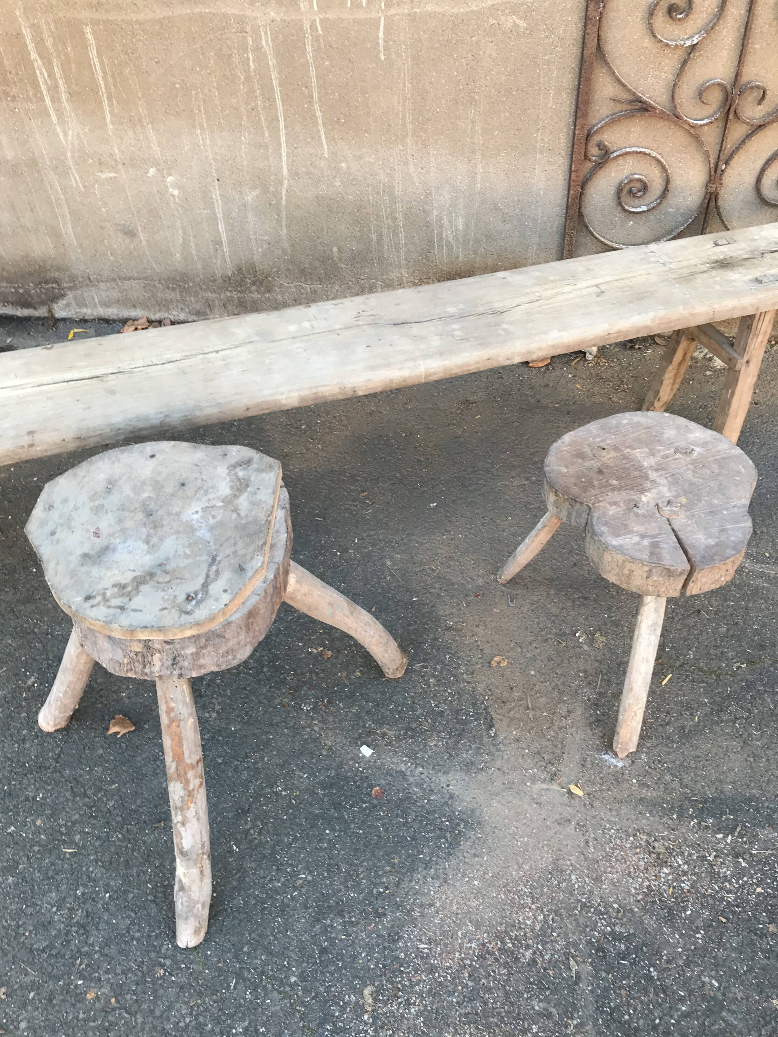 Set of 1 bench and two stools