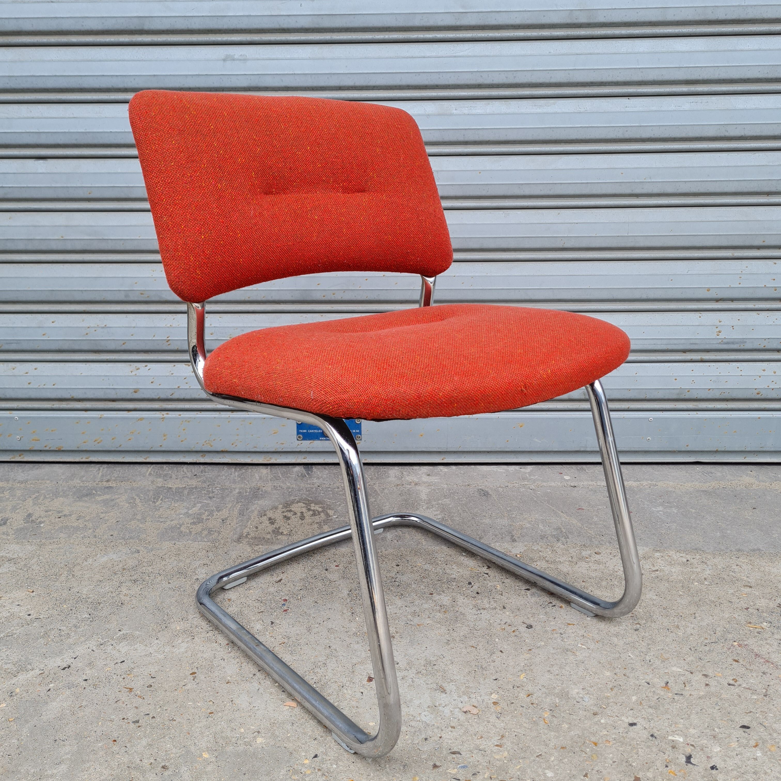 Strafor 1970 heater chair
