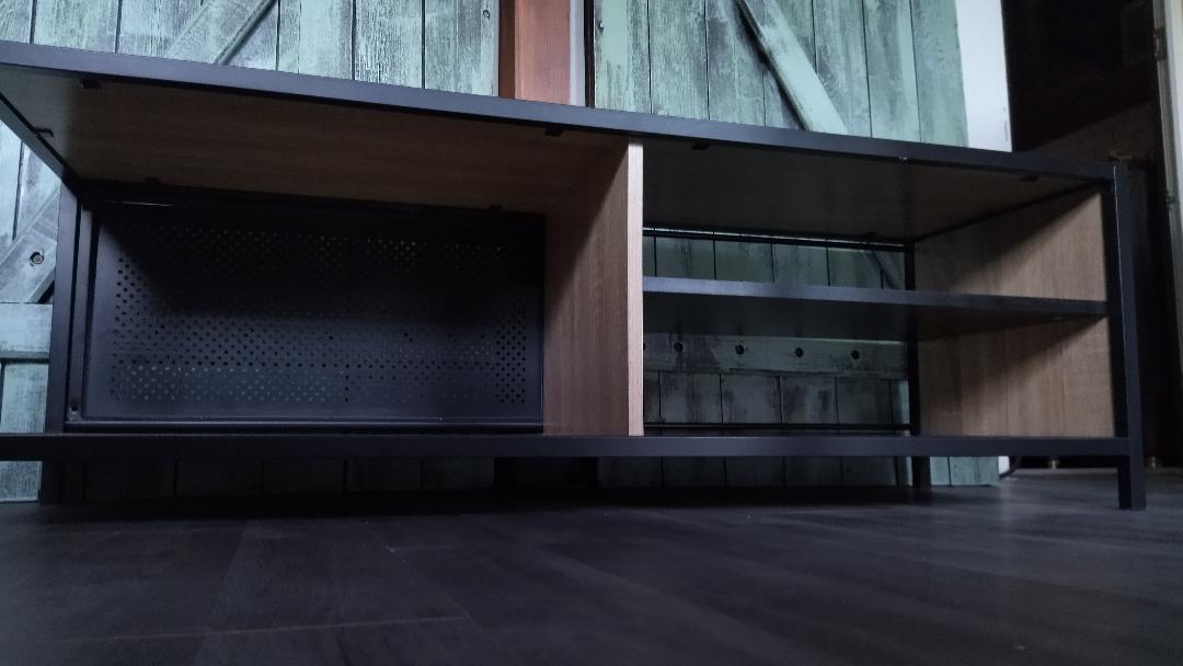 Industrial tv cabinet in metal and wood.