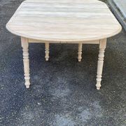 Table à manger ronde extensible Louis Philippe à volets rénovée avec 4 rall