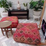 Handmade Berber pouf in wool 60 X 60 X 20 CM