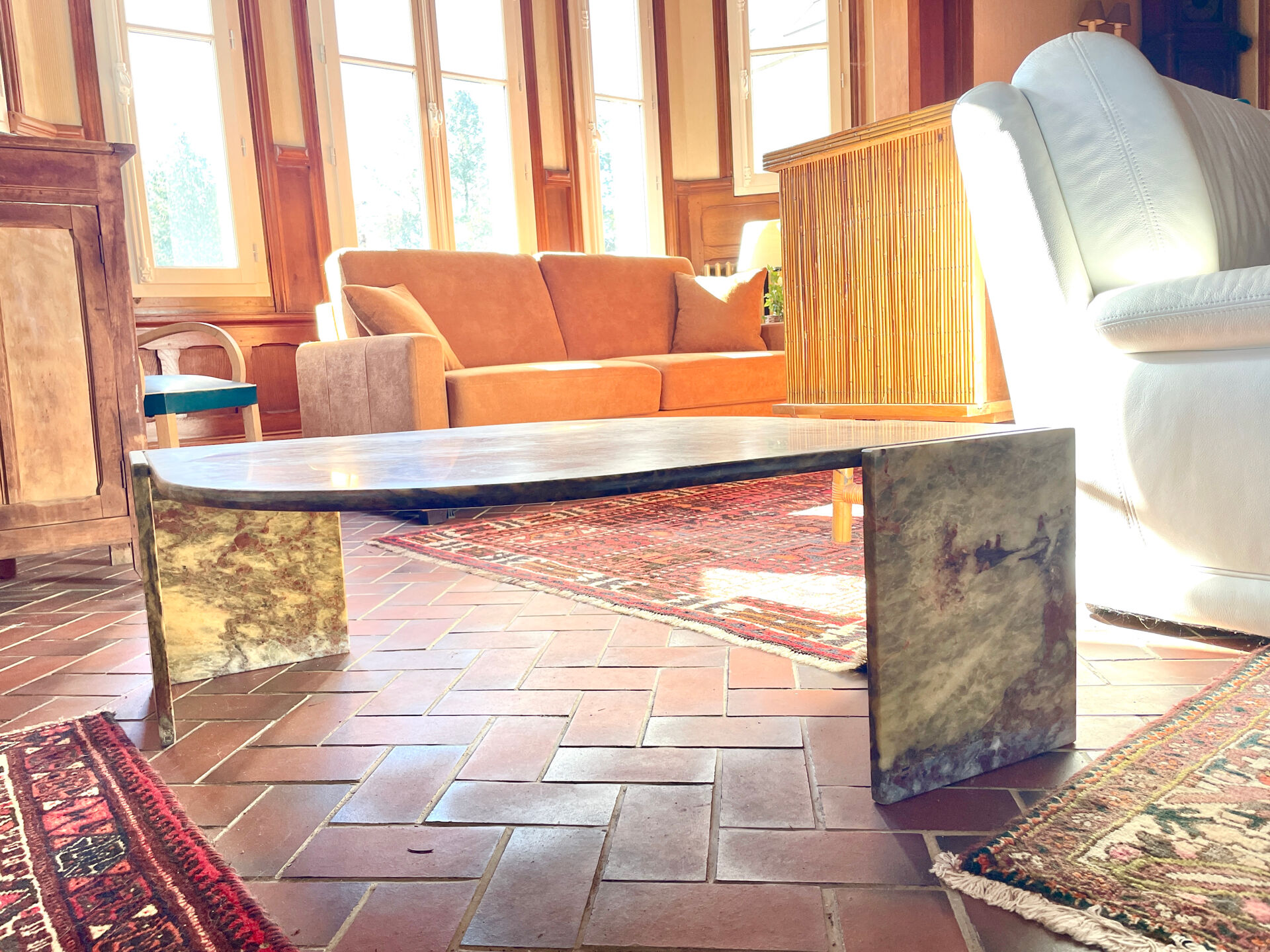 Large Italian marble coffee table from the 1980s.