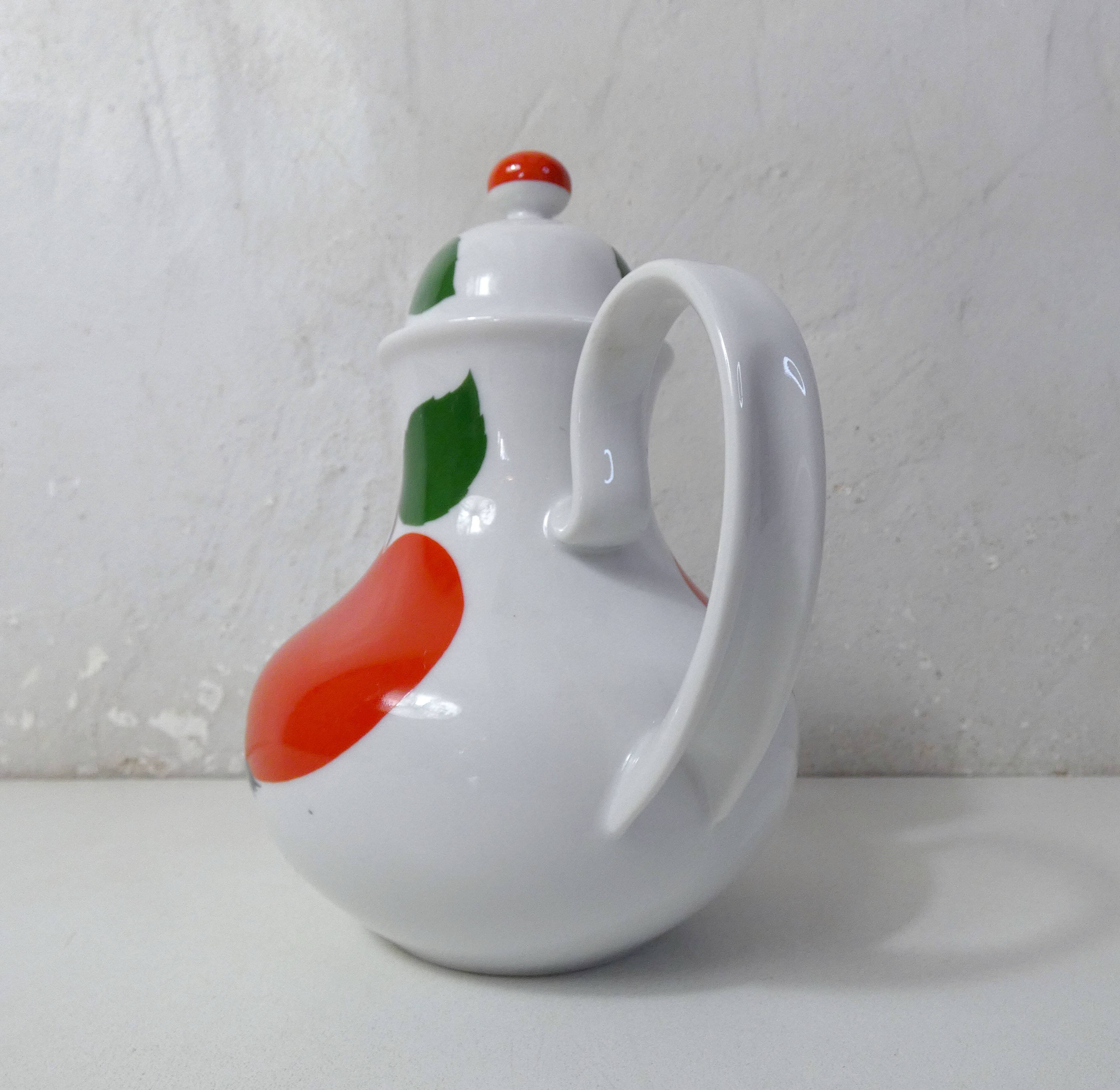 Apple service in bavarian porcelain