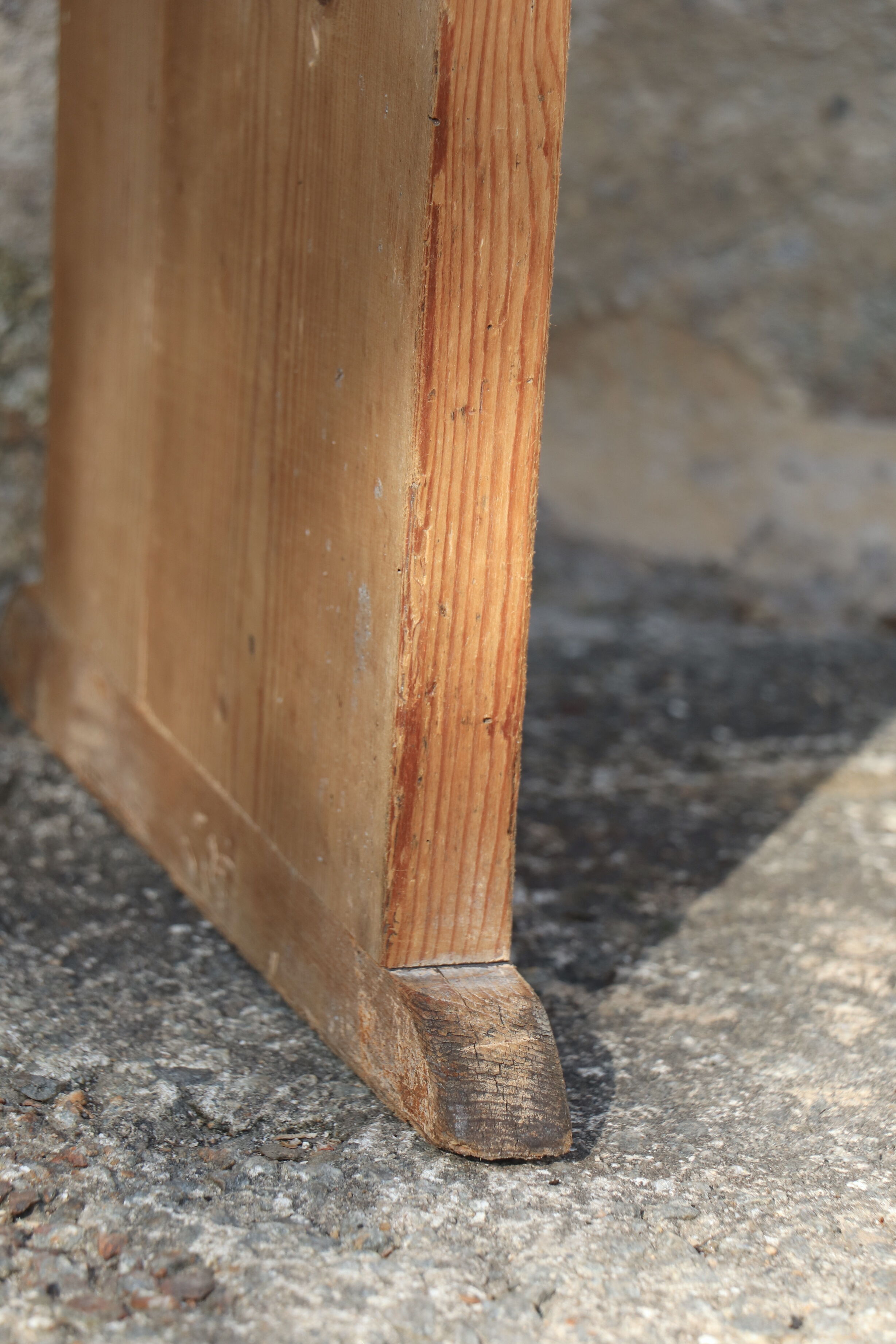 Old wooden bench patina