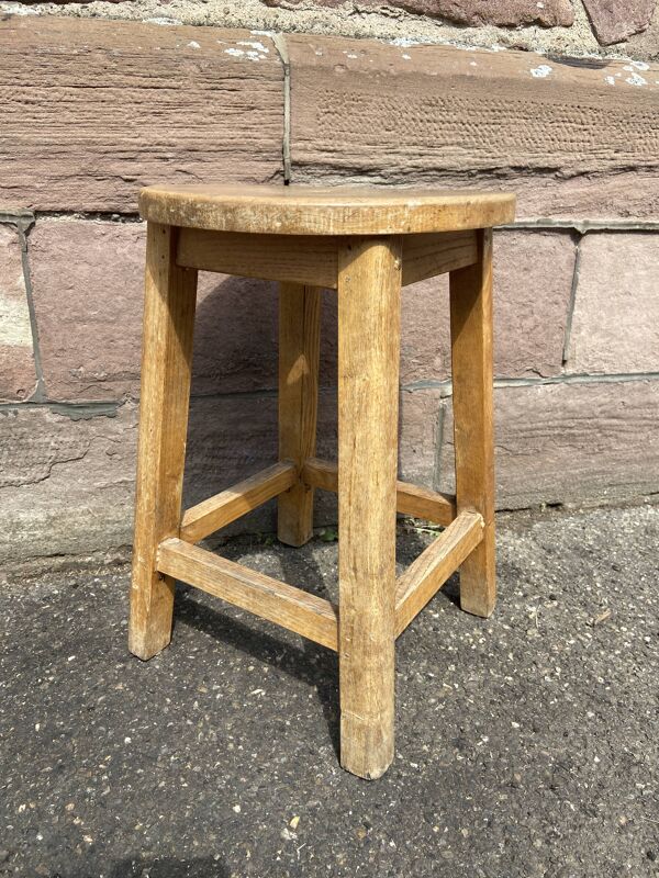 Tabouret rustique vintage