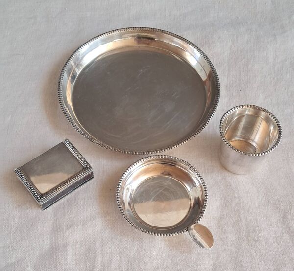 Nécessaire de fumeur ou de bureau  vintage en métal argenté – 4 pièces