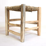 Minimalist stool made of wood and rope