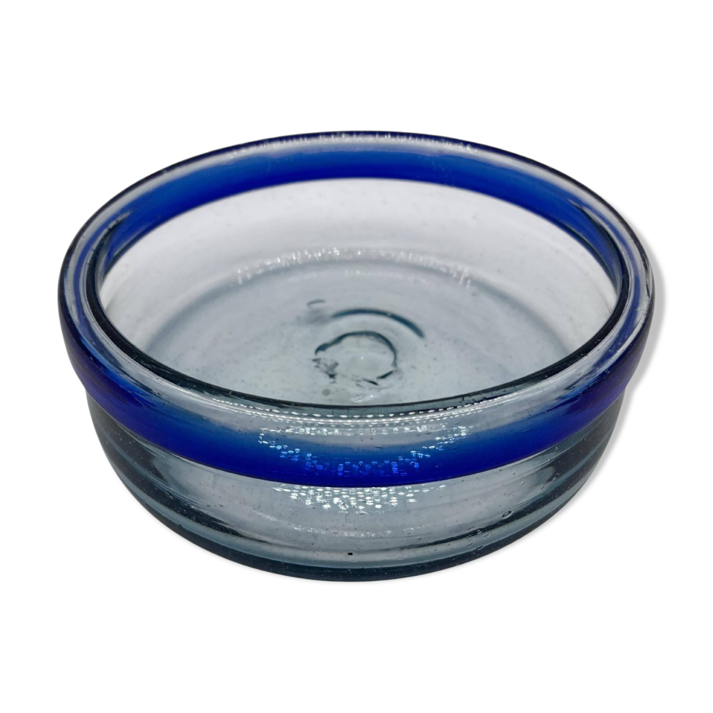 Grand bol décoratif en verre Murano sommerso clair et bleu.