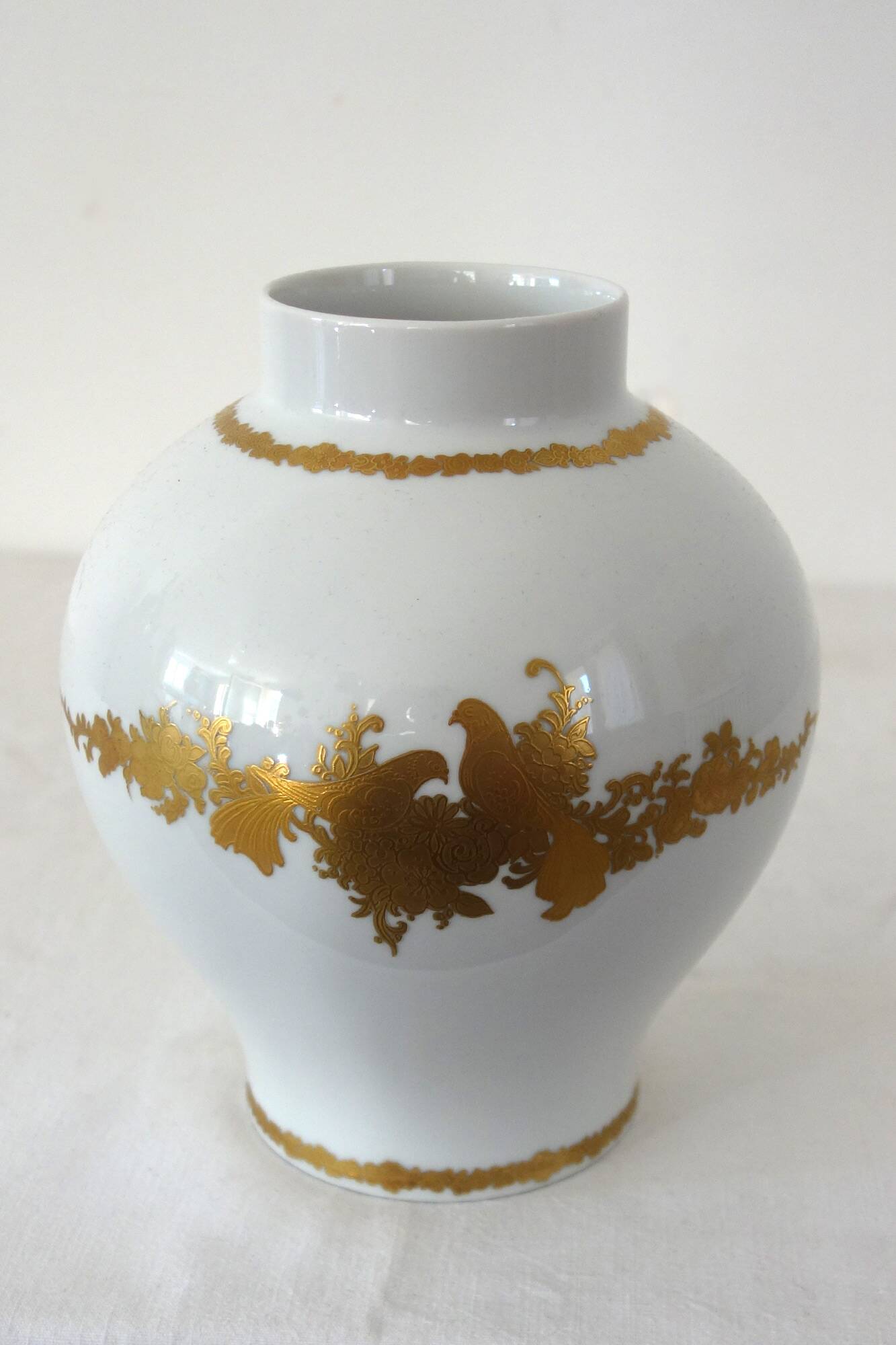 White porcelain vase with Kaiser decoration, West Germany, 1970s