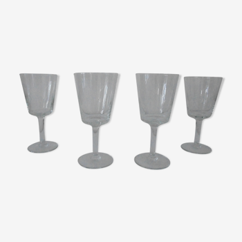 Lot  4 verres à vin cristal ciselé