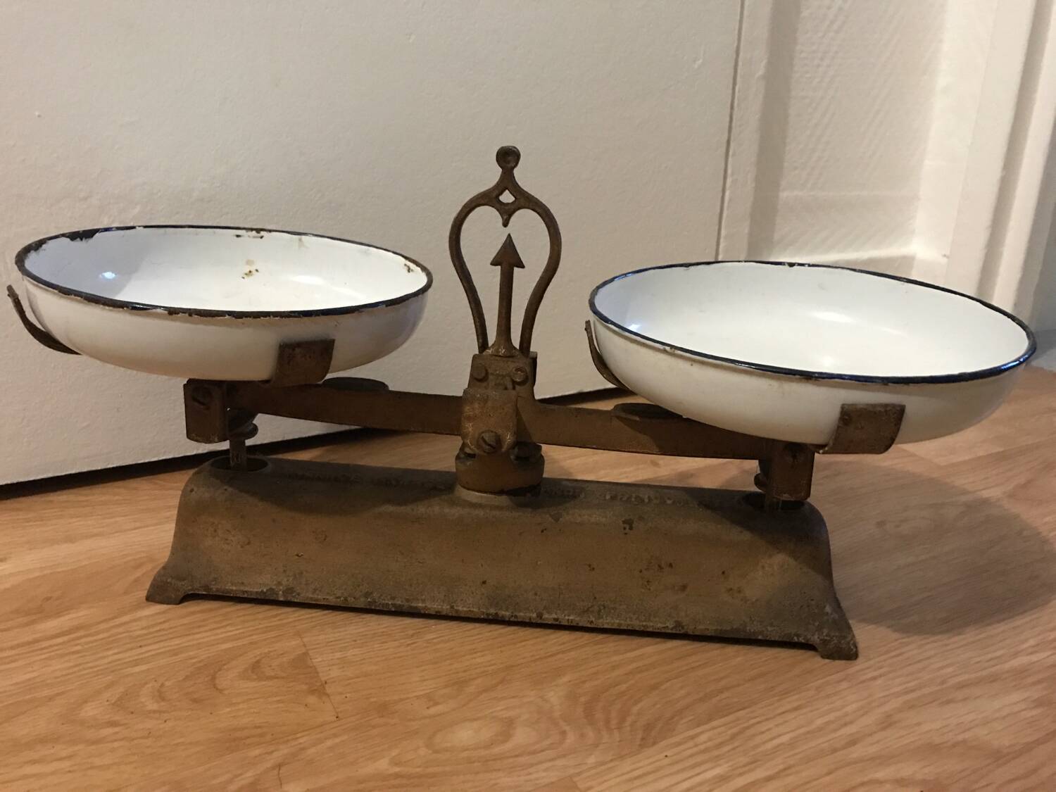 Vintage household scale