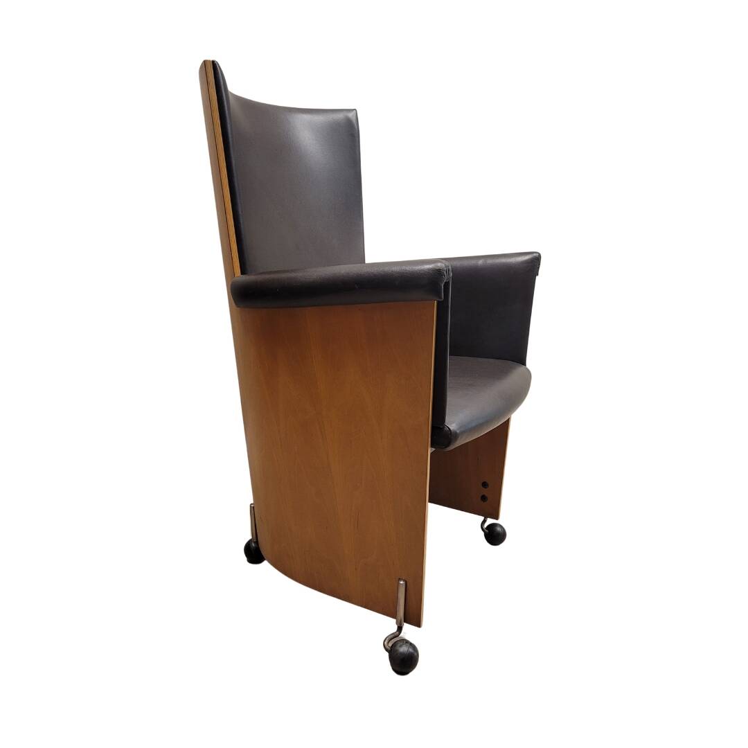 Pareja Sillones “Incontro 5080” Massimo & Lella Vignelli para Bernini, 1991 – Italia