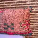 Magnifique coussin Kilim berbère vintage du Maroc