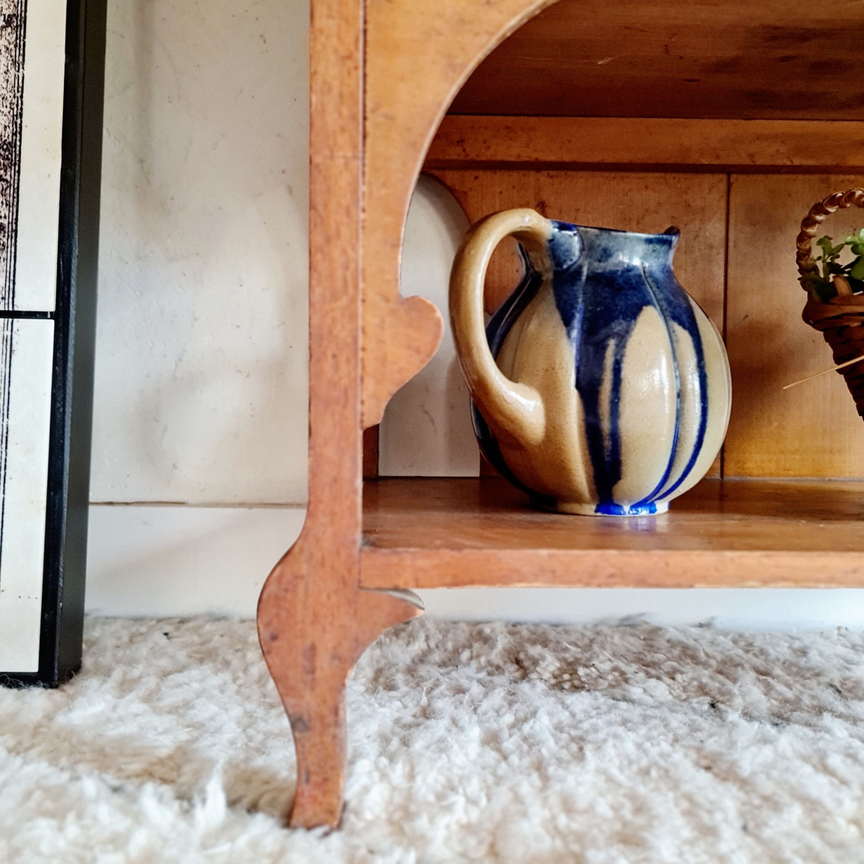 Showcase library old Art Nouveau era