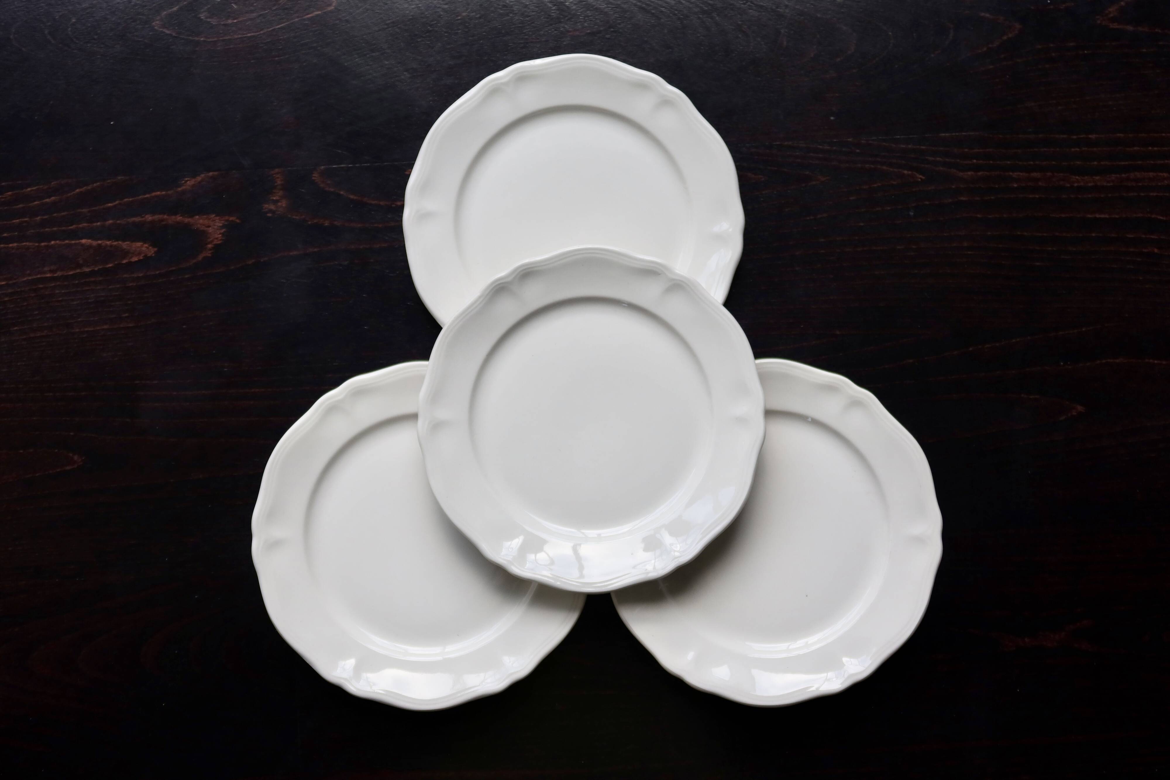 4 vintage dessert plates ivory earthenware Moulin des Loups - Marli song