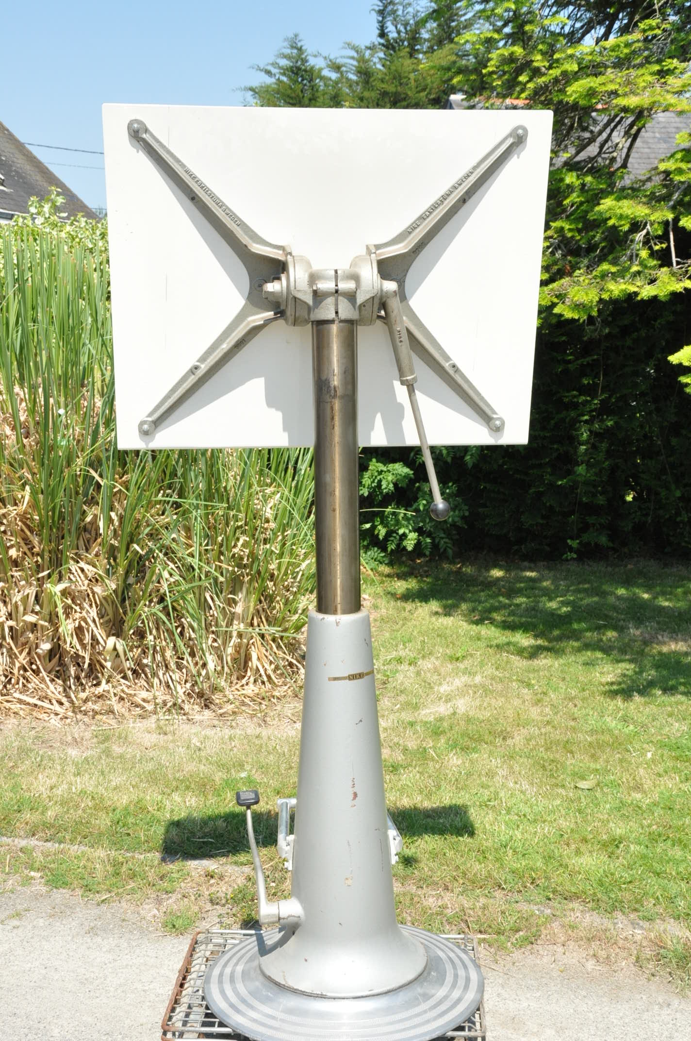 Architect table Nike Eskilstuna