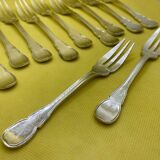 Set of 12 silver-plated dessert forks
