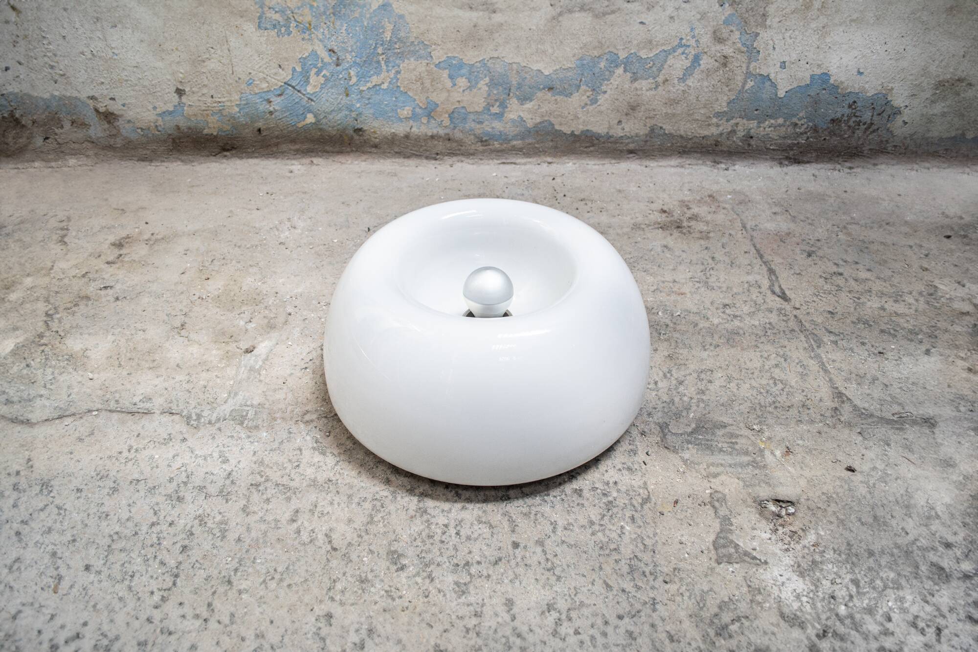 Lampada da parete e soffitto Vellela di Pier Giacomo and Achille Castiglioni per Flos 1968