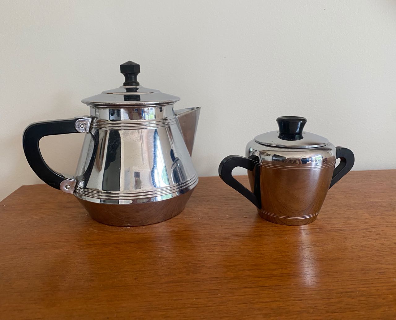Teapot and copper sugar pot