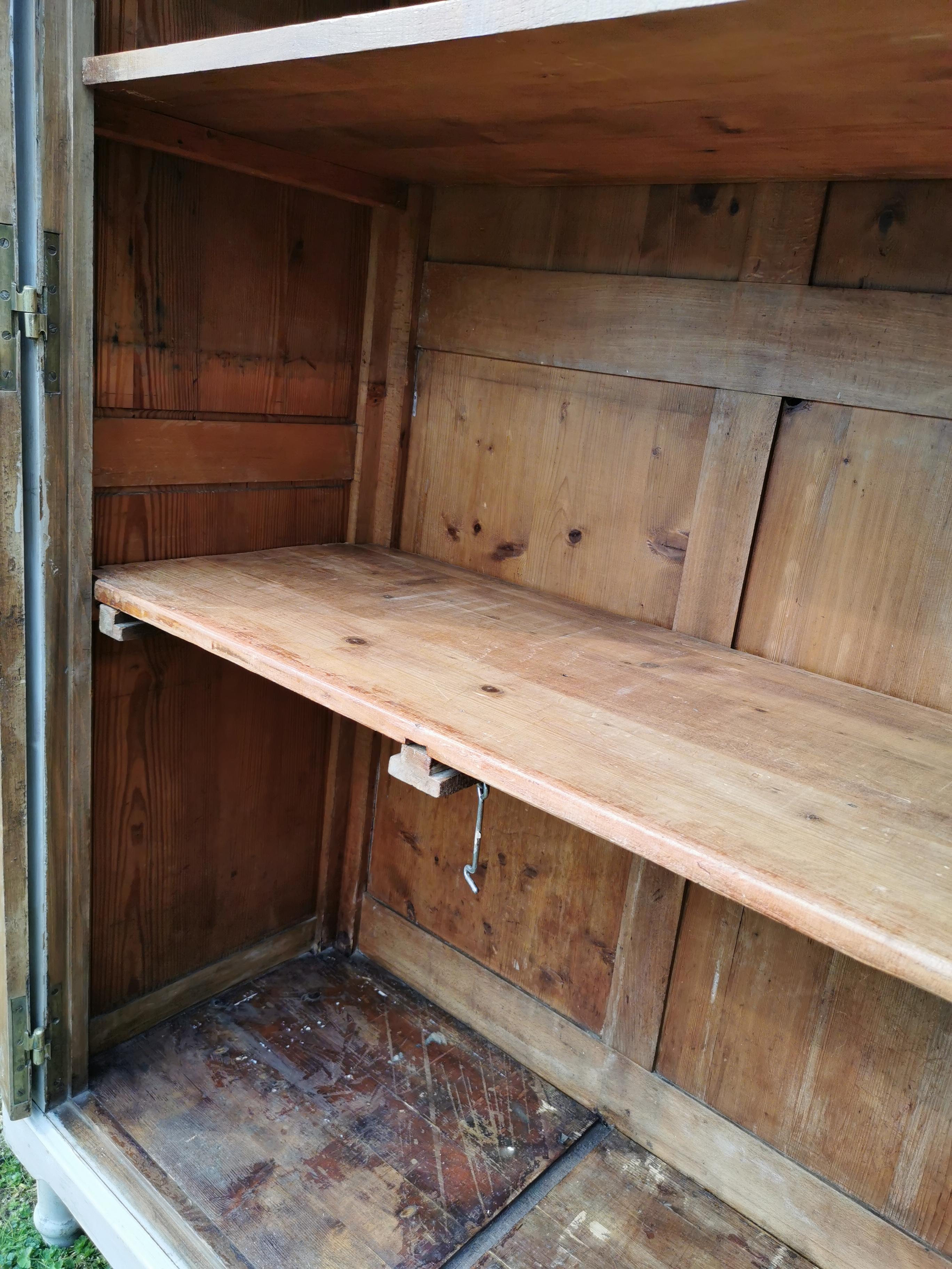 Administrative cabinet 1950