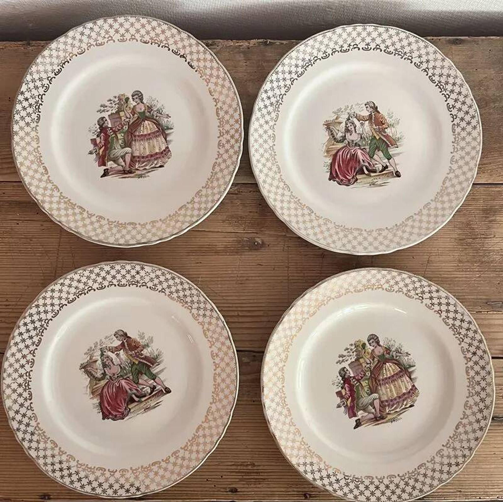 Assiettes à dessert vintage « Marquise »