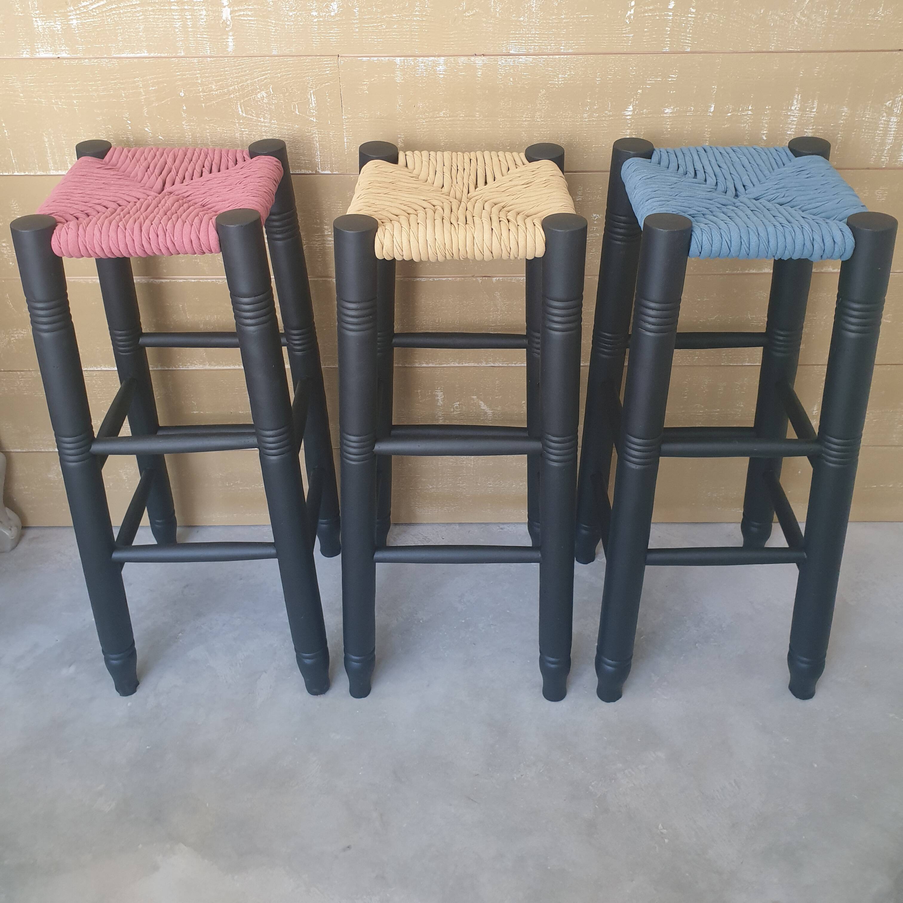 Set of three bar stools