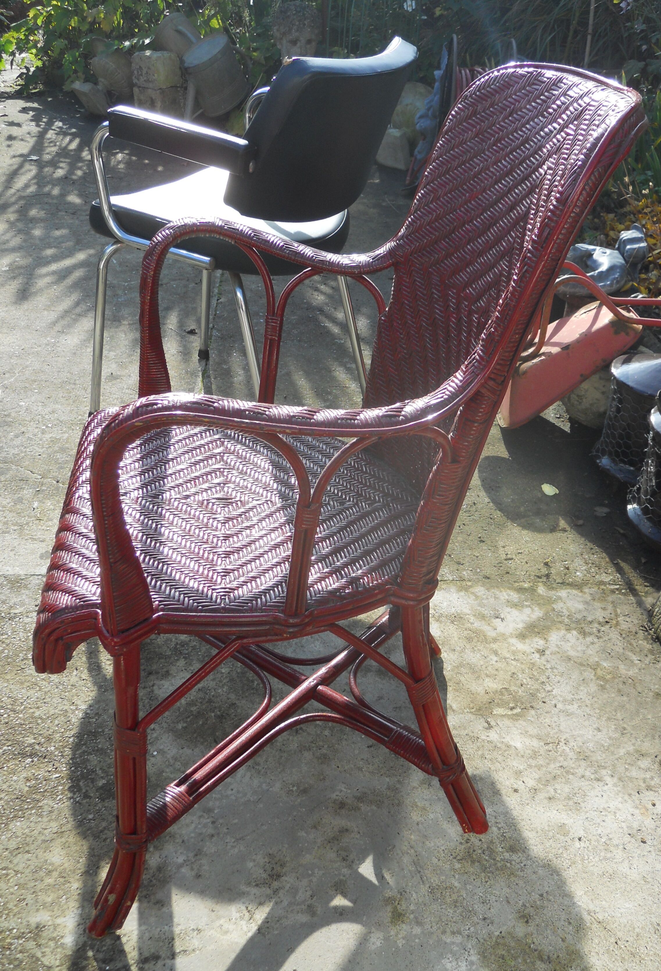 Fauteuil en rotin 1900 rouge