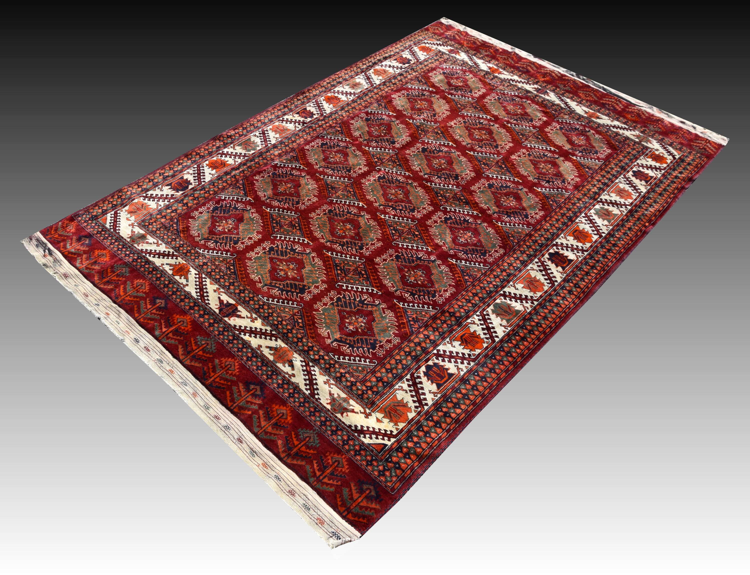 Turkmen Kizil-ayak Bukhara Rug: 2.65 X 1.85 - Handmade