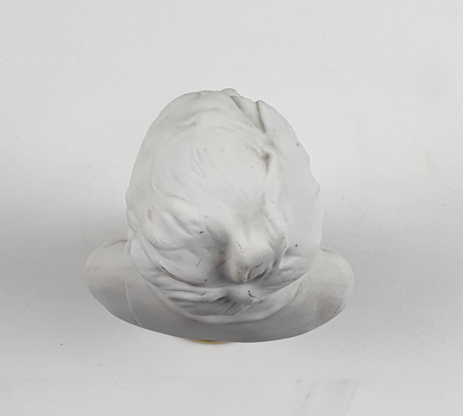 Porcelain children's bust of Limoges Tharaud