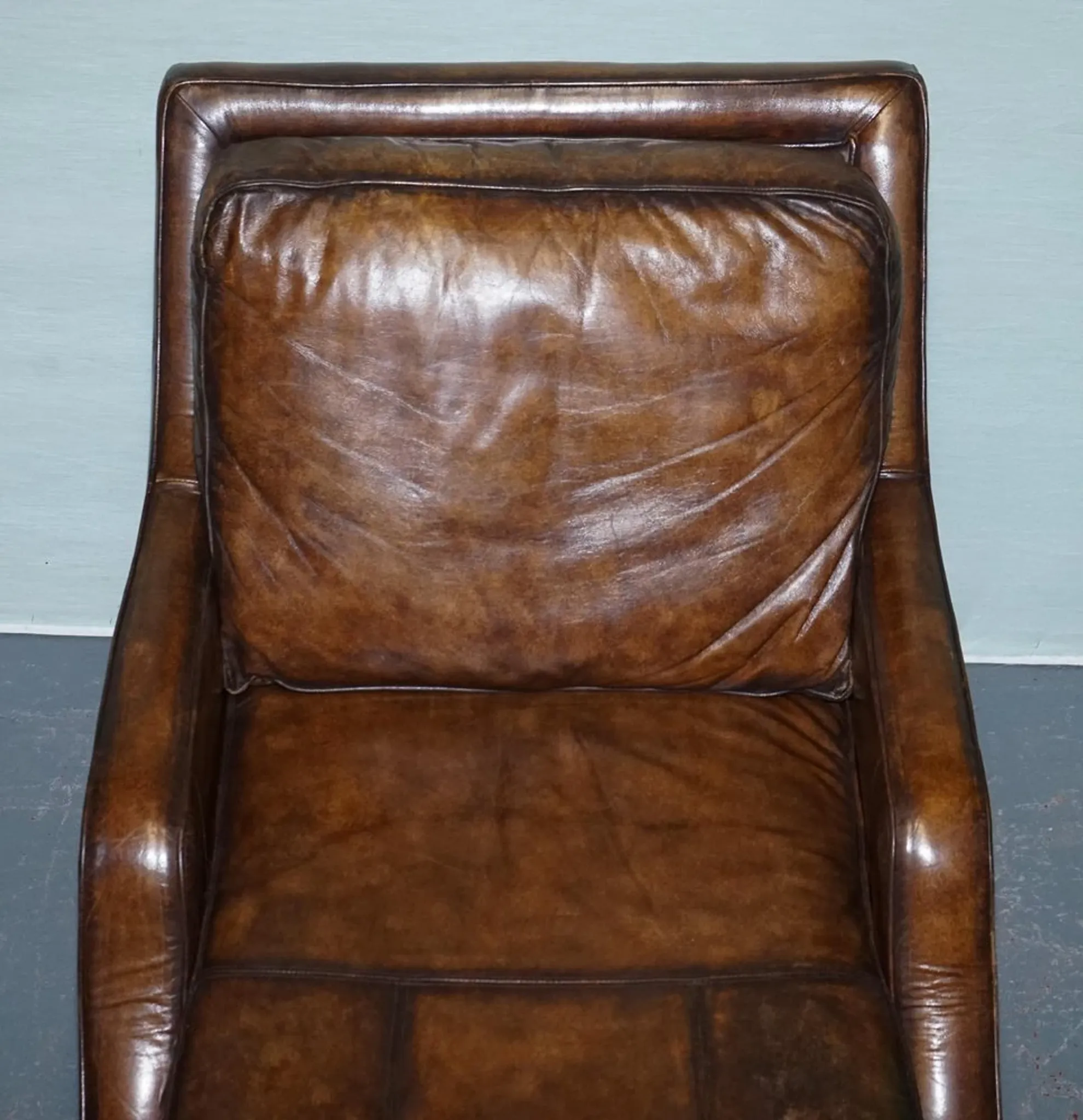 Chaise Longue en Cuir Teint à la Main
