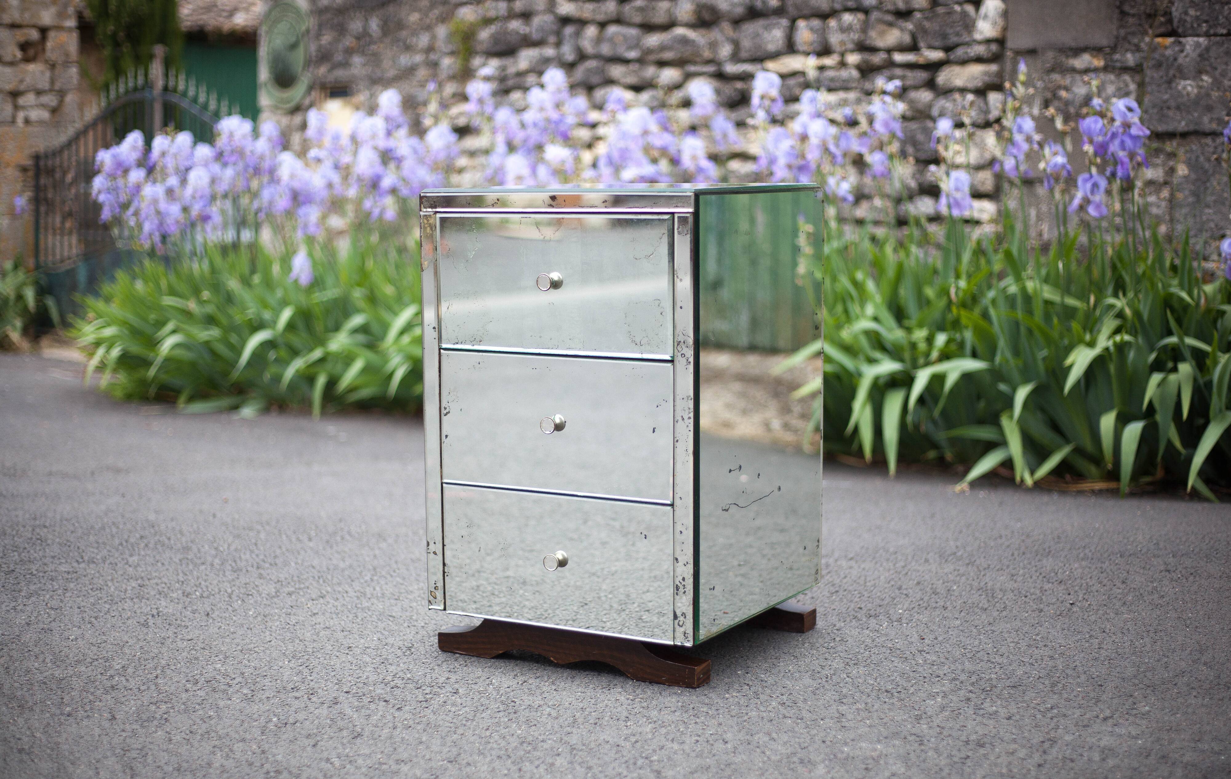 Art Deco mirror chest of drawer