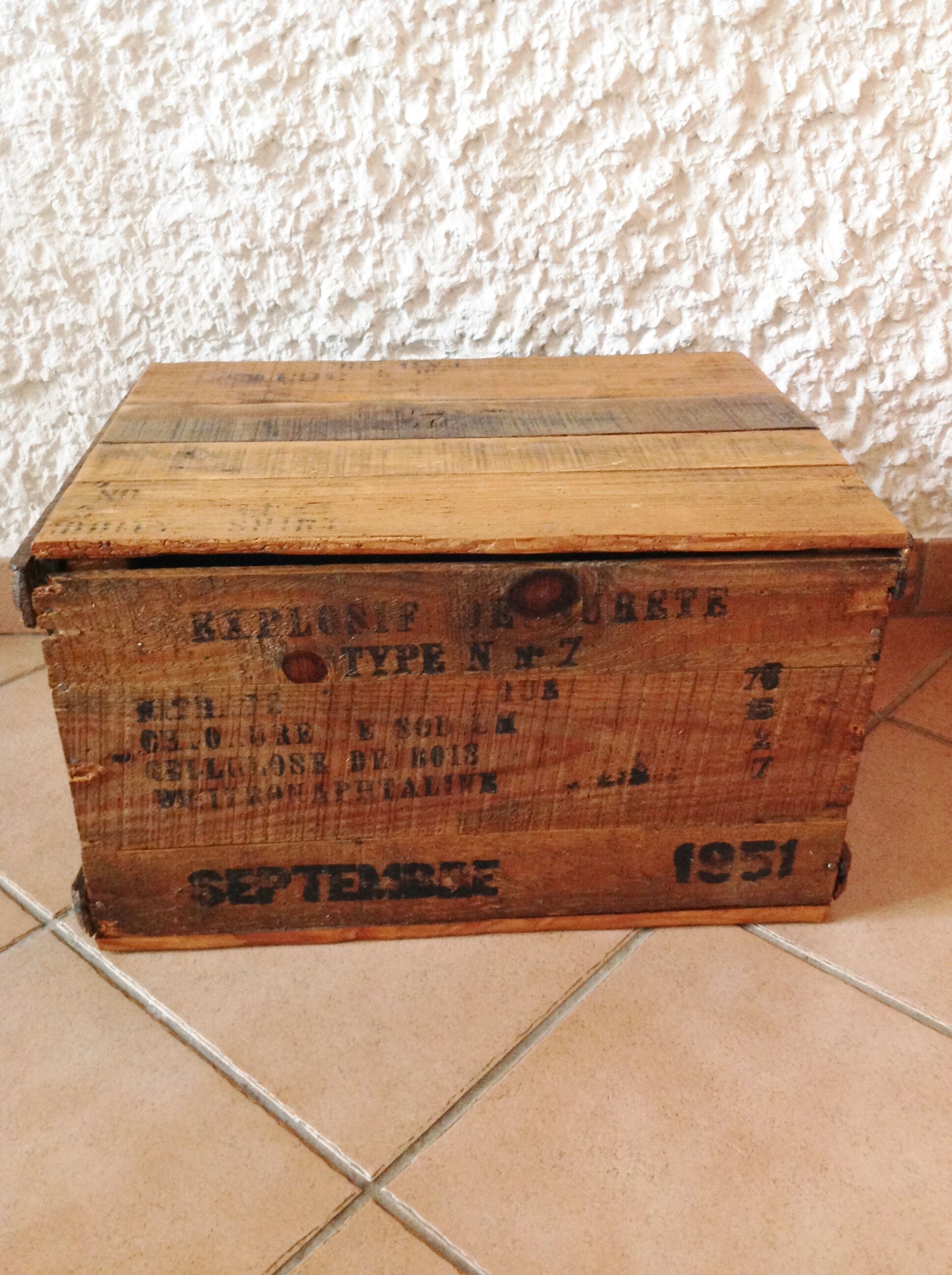 Old wooden crate explosive industrial style 50