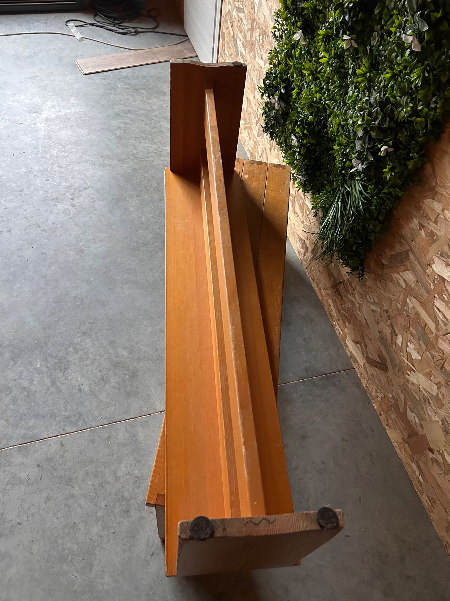 pair of benches the arcs house regain