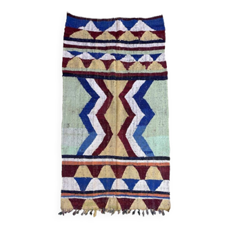 Kilim boucherouite. 4,17 x 7,55 pieds / 127 x 230 cm