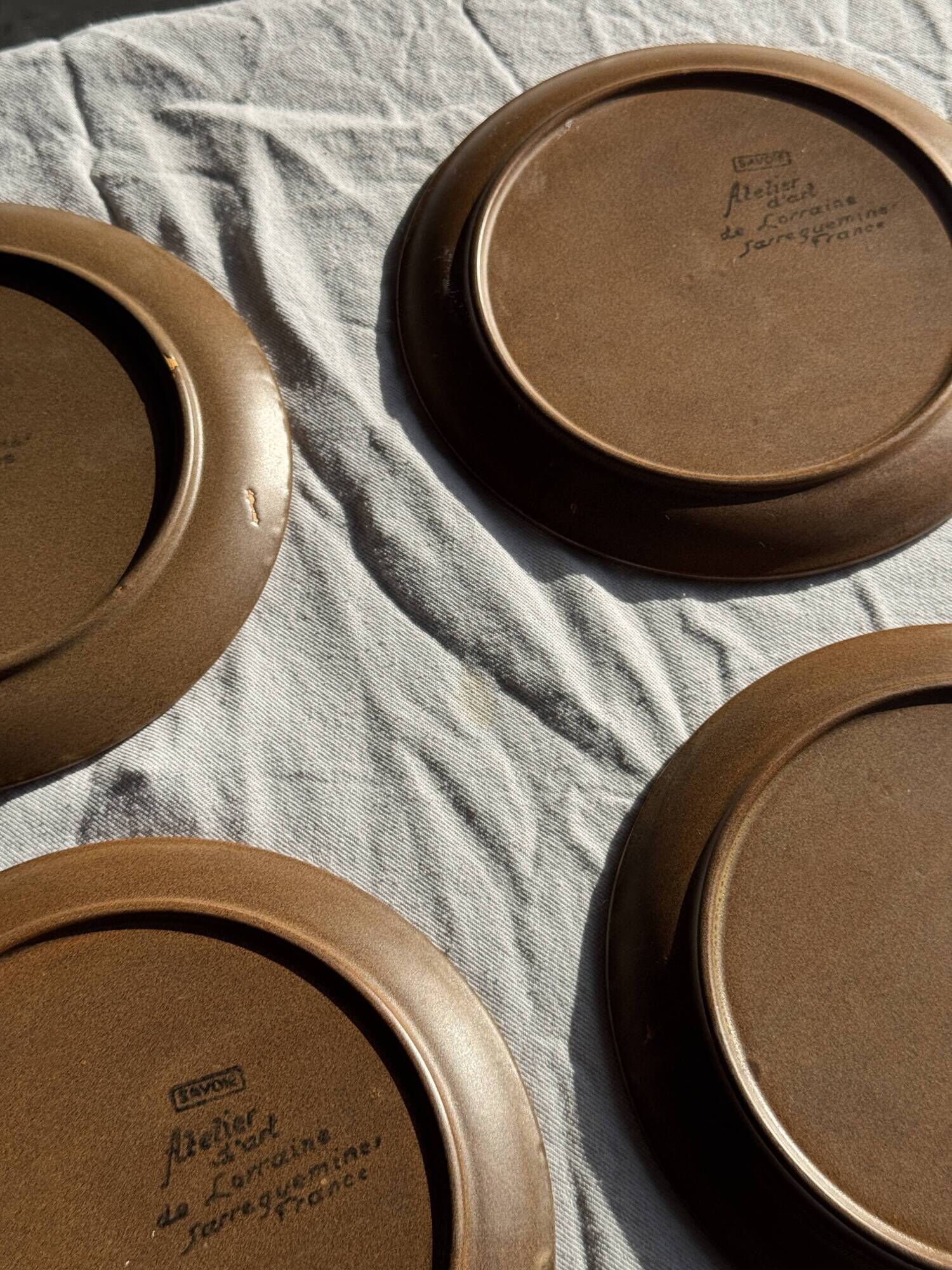 Lot de 4 assiettes à dessert brunes Sarreguemines Modèle Savoie D19.5