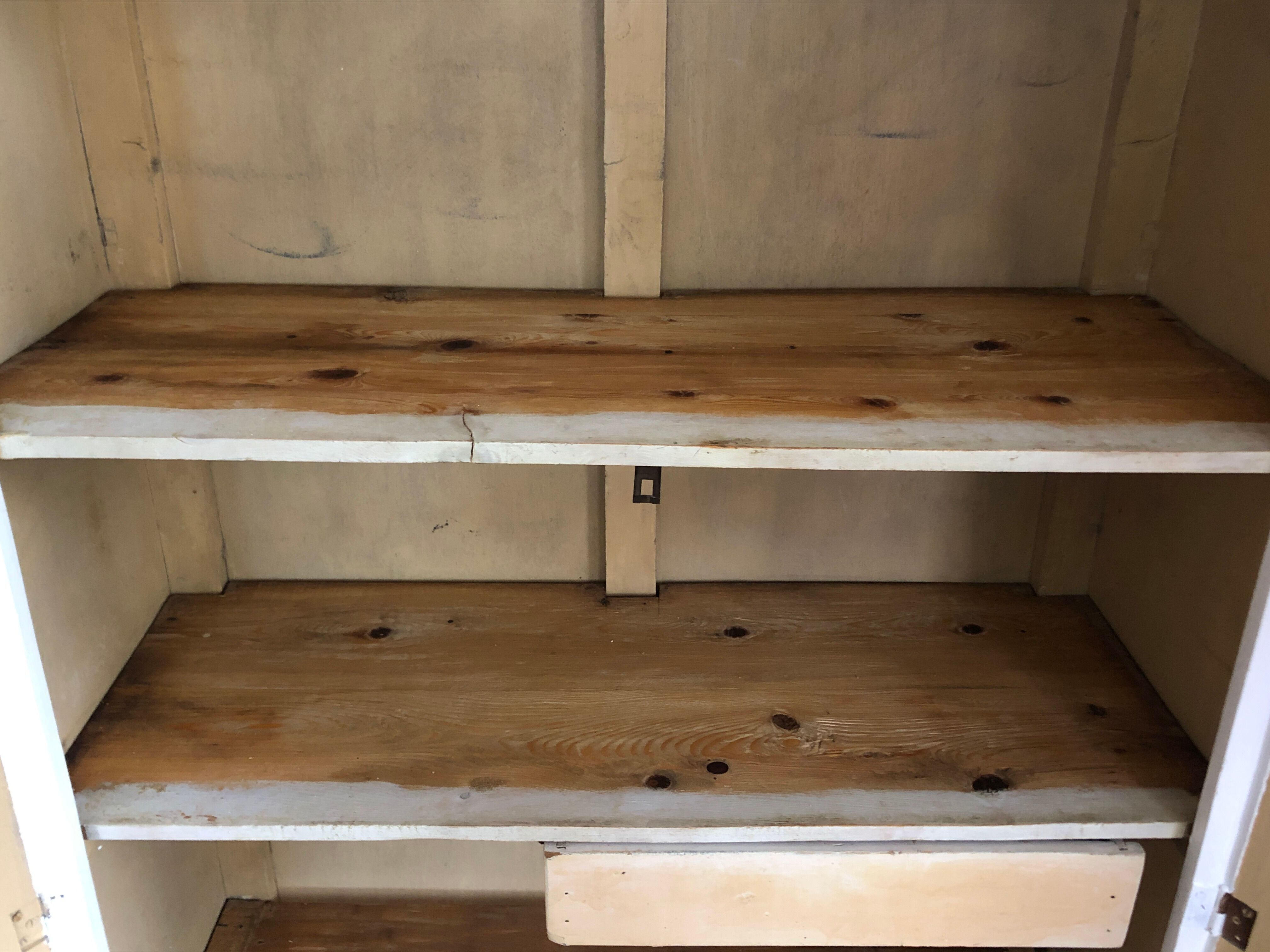 Parisian kitchen sideboard