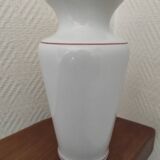 Porcelain vase with peacock decoration
