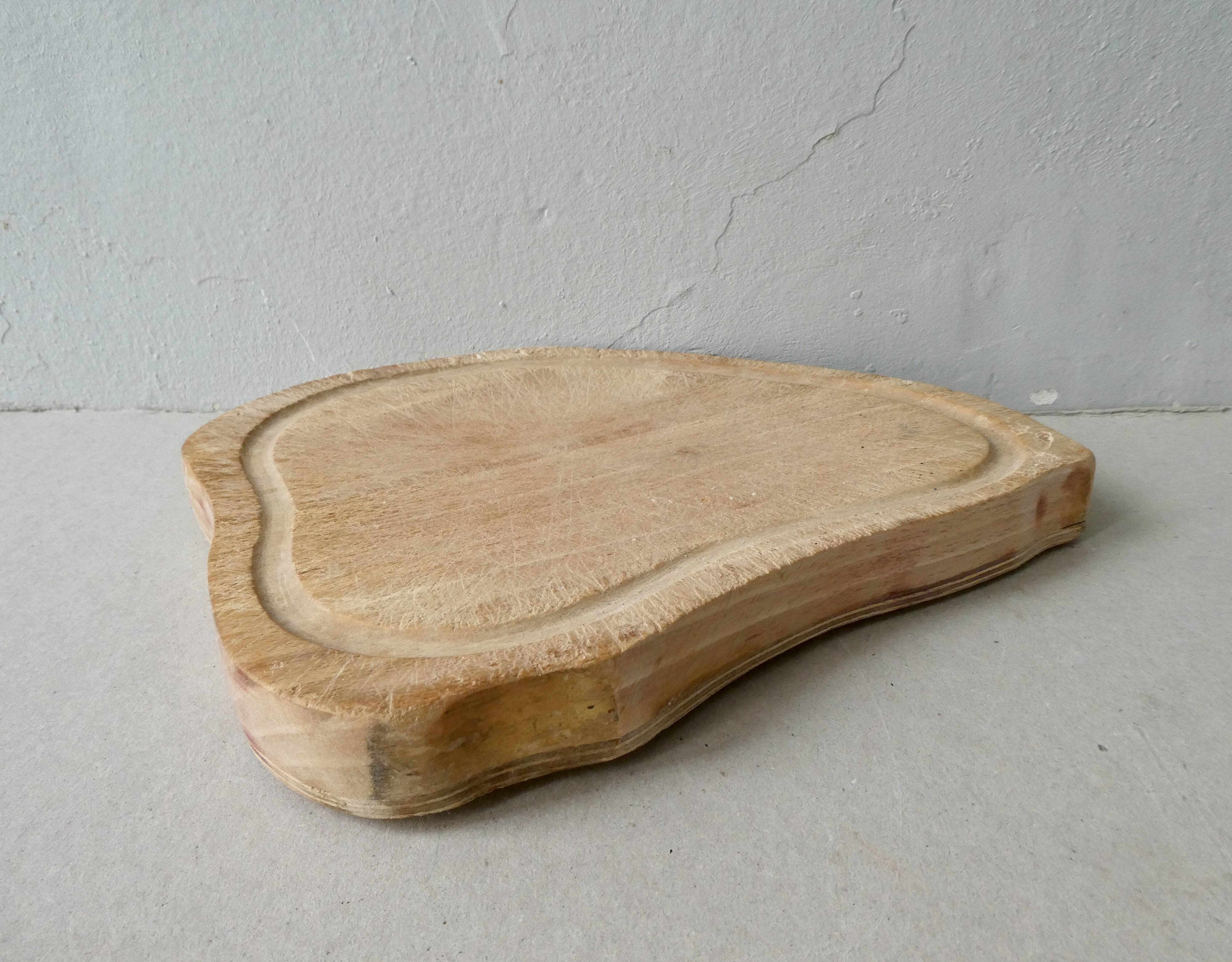 Wooden cutting board