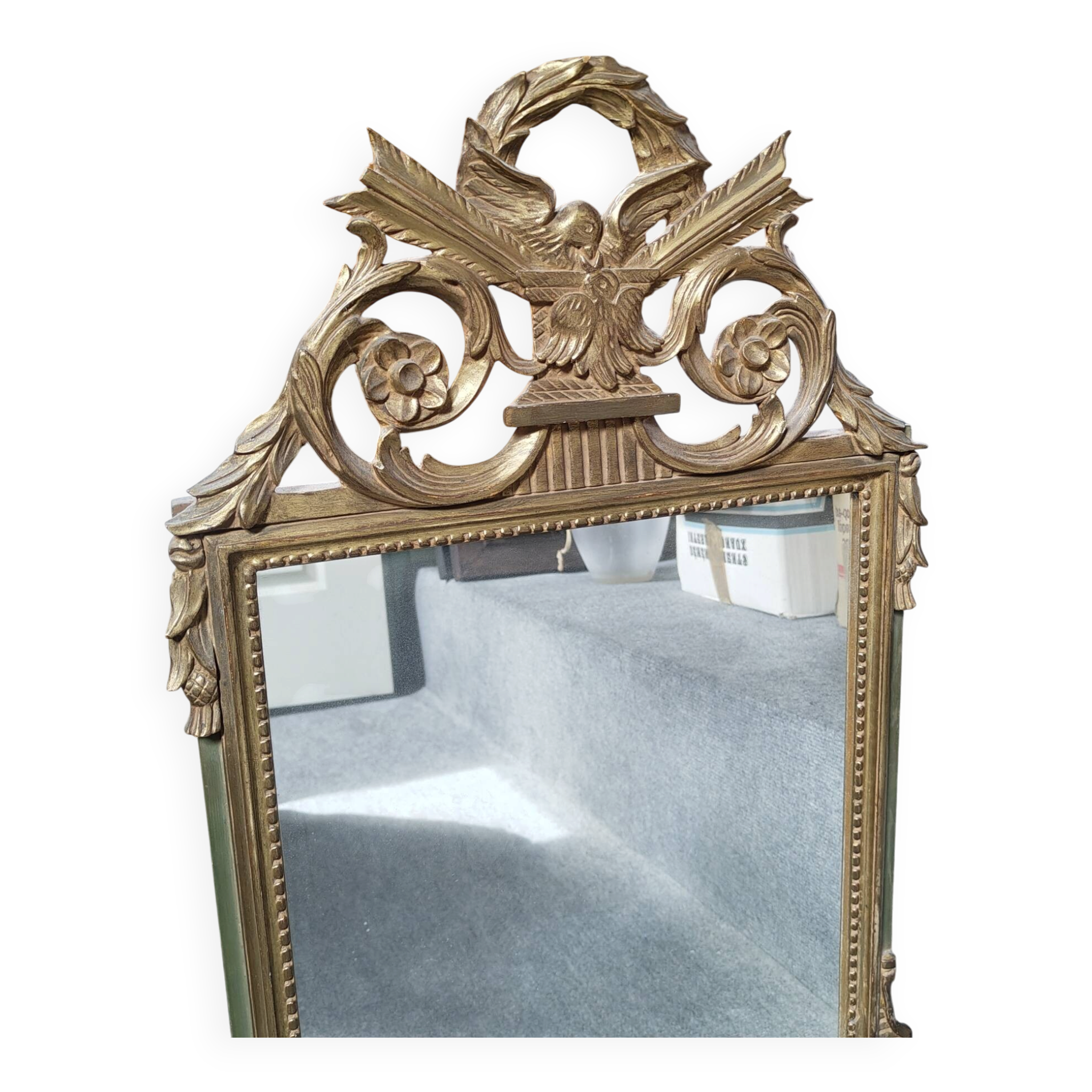 Table mirror in gilded wood in the Louis XVI style.