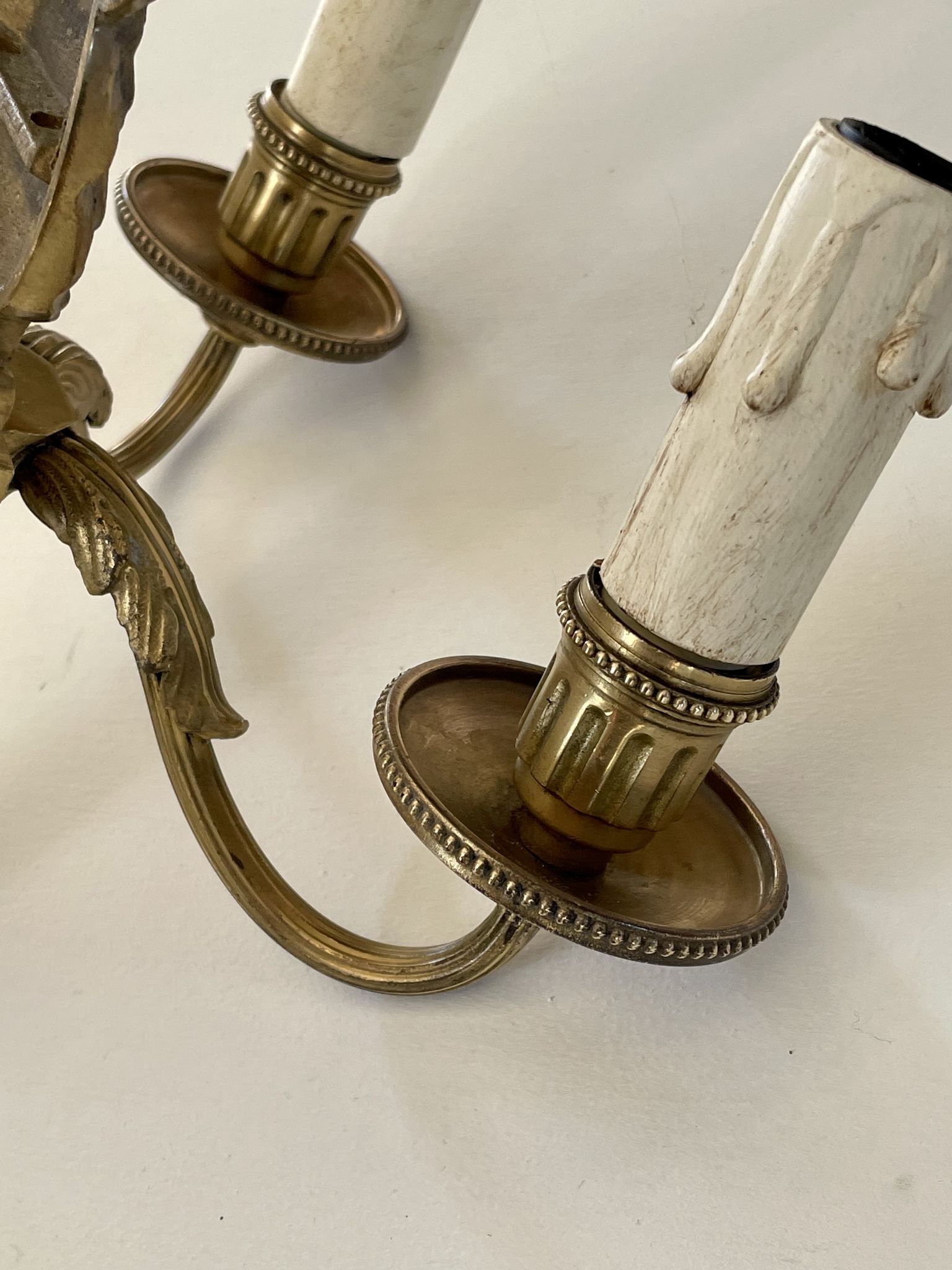 Paire d’appliques en bronze doré circa 1910
