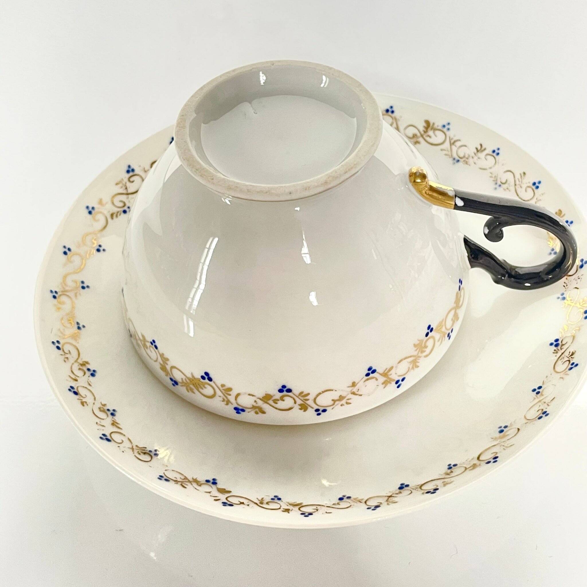 Tasse et sa Sous-Tasse en porcelaine - Vieux Paris - XIXe Siècle