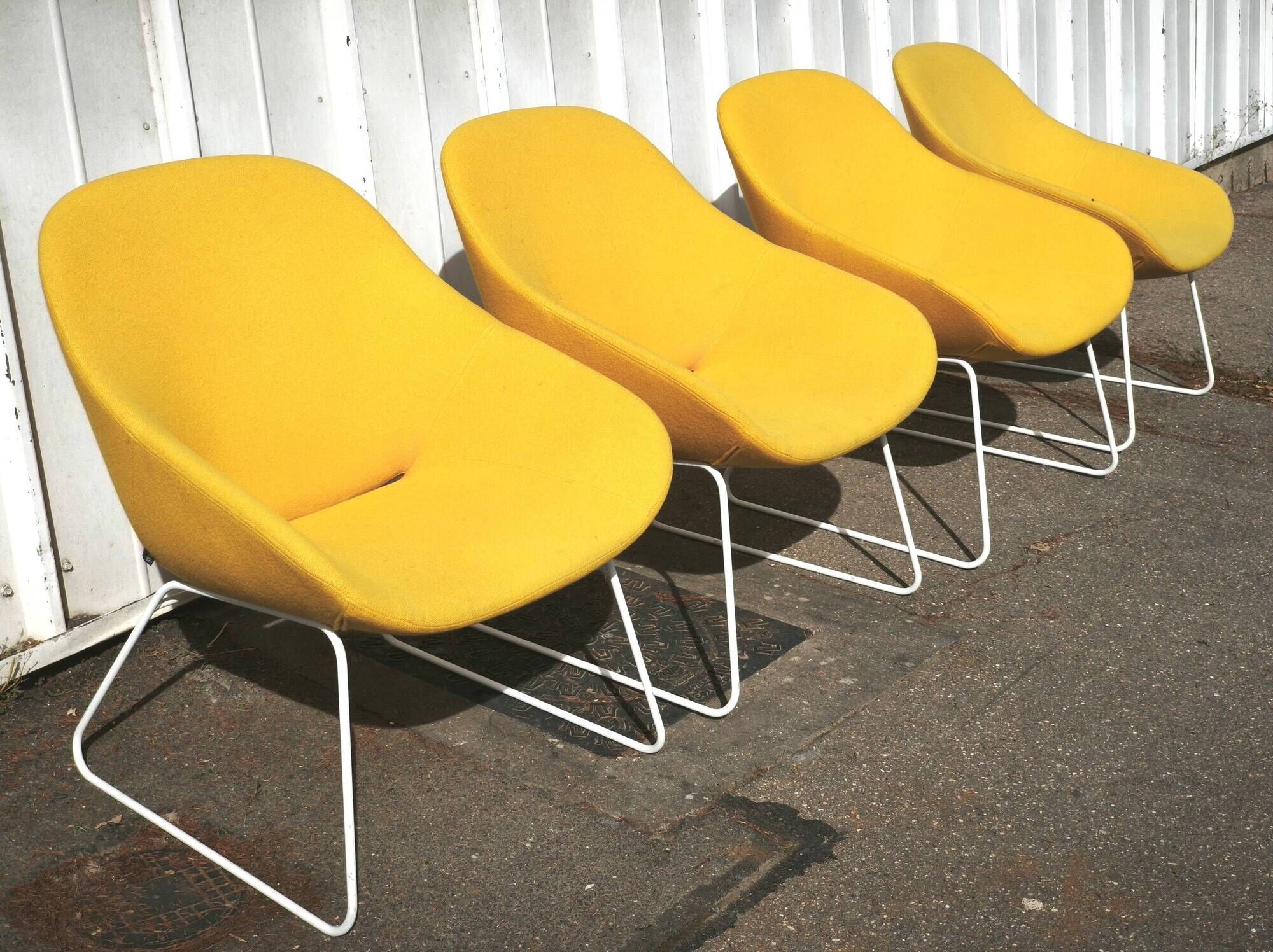 Set of 4 Lounge Beso armchairs, Artifort