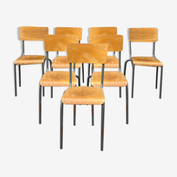 Lot 100 chaises d'école Mullca