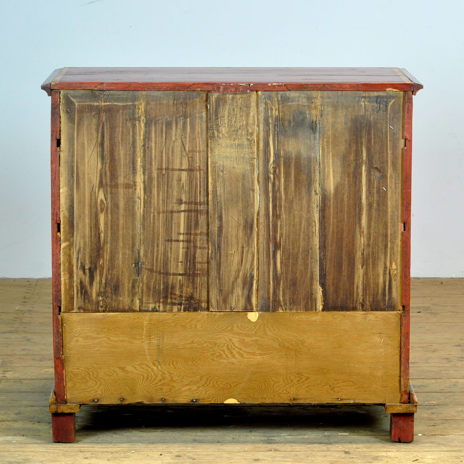 Pine chest of drawers, circa 1920