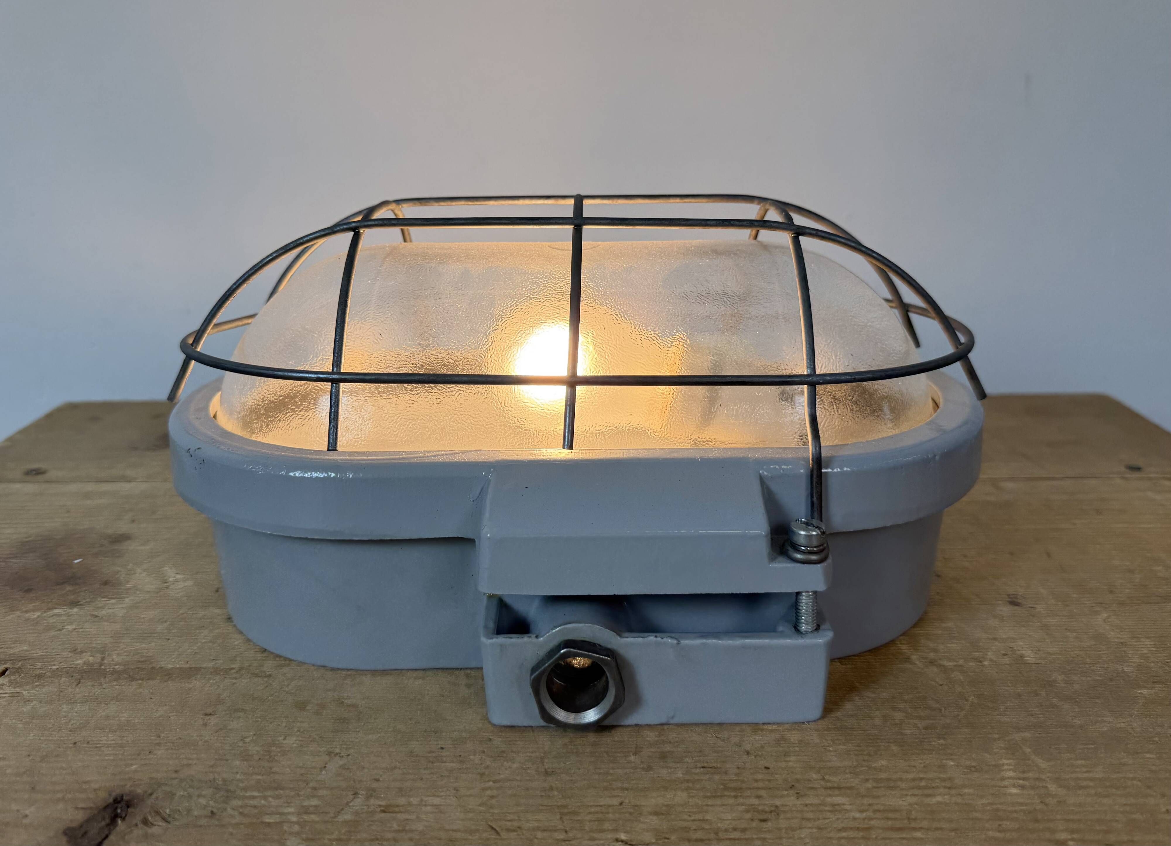 Grey Industrial Cast Aluminium Wall Light, 1970s