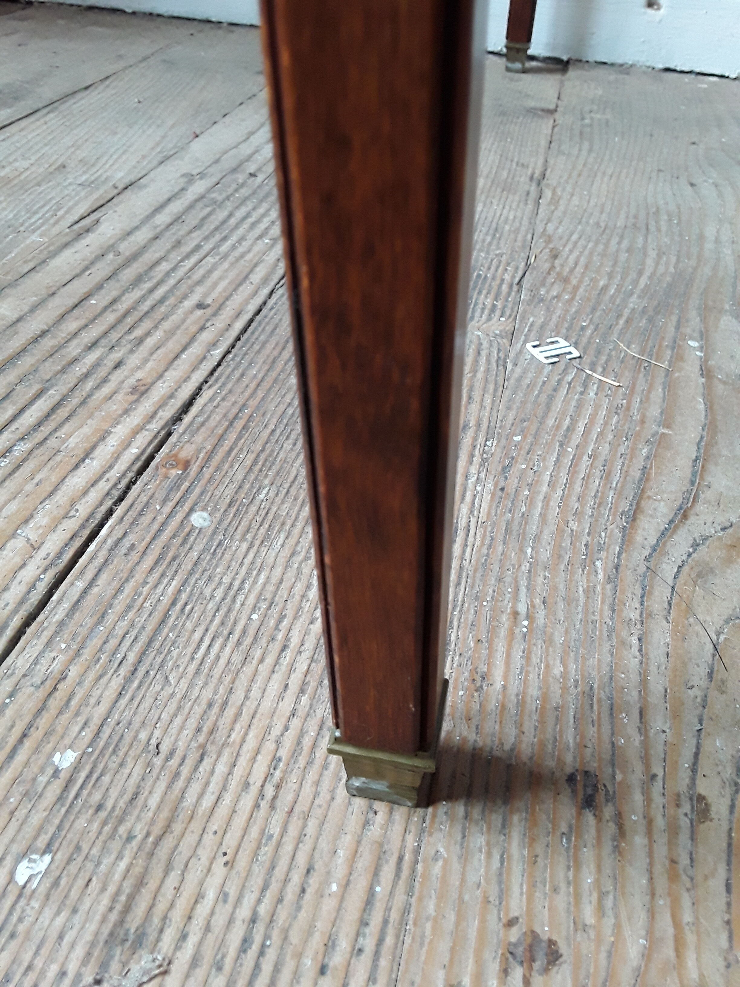 Empire style gaming table