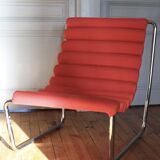 Hanging chair with boudin seat